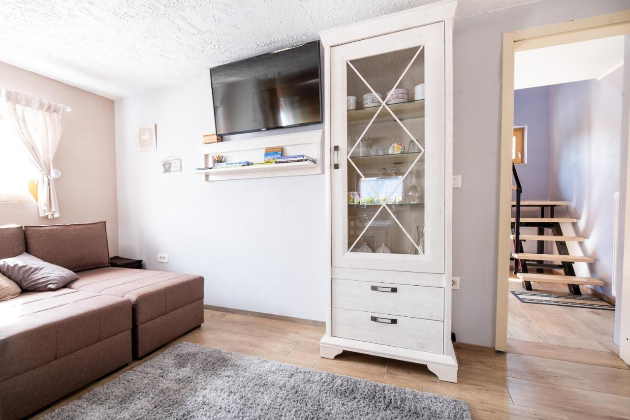 Guest House Pr' Cut Жировница Экстерьер фото