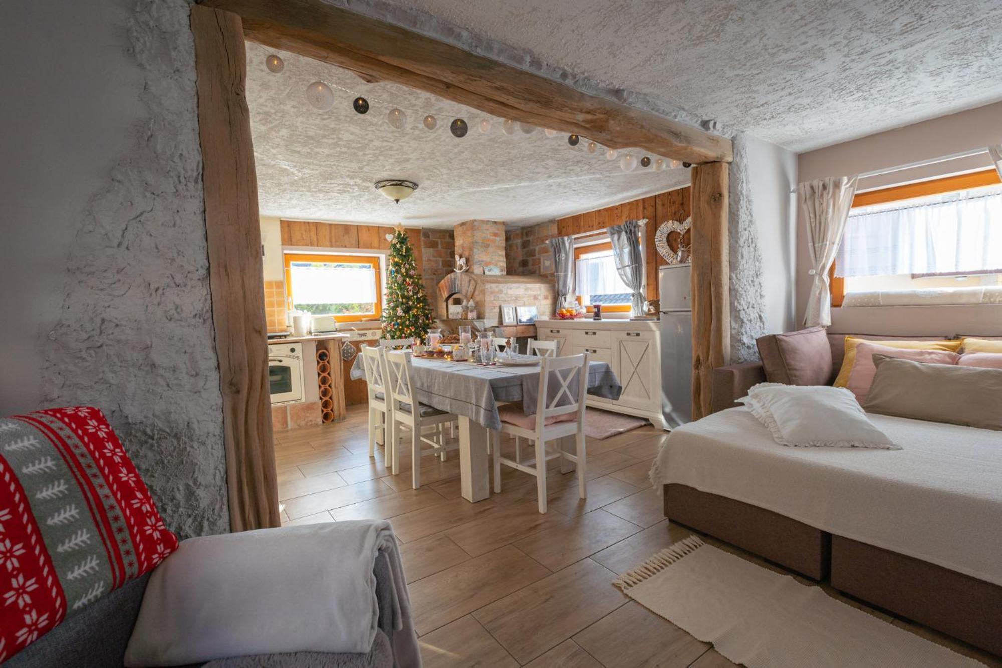 Guest House Pr' Cut Жировница Экстерьер фото